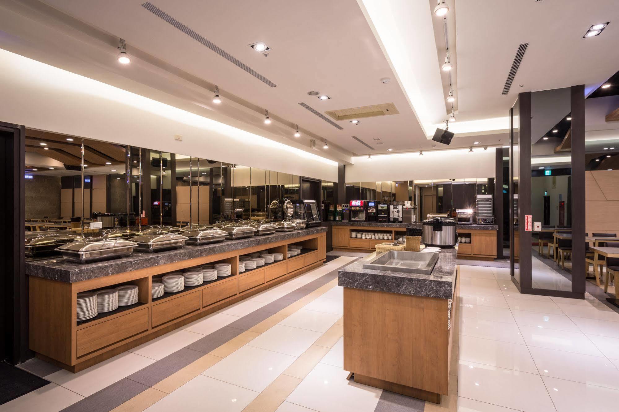 Green Hotel - Tea Way Taichung Extérieur photo
